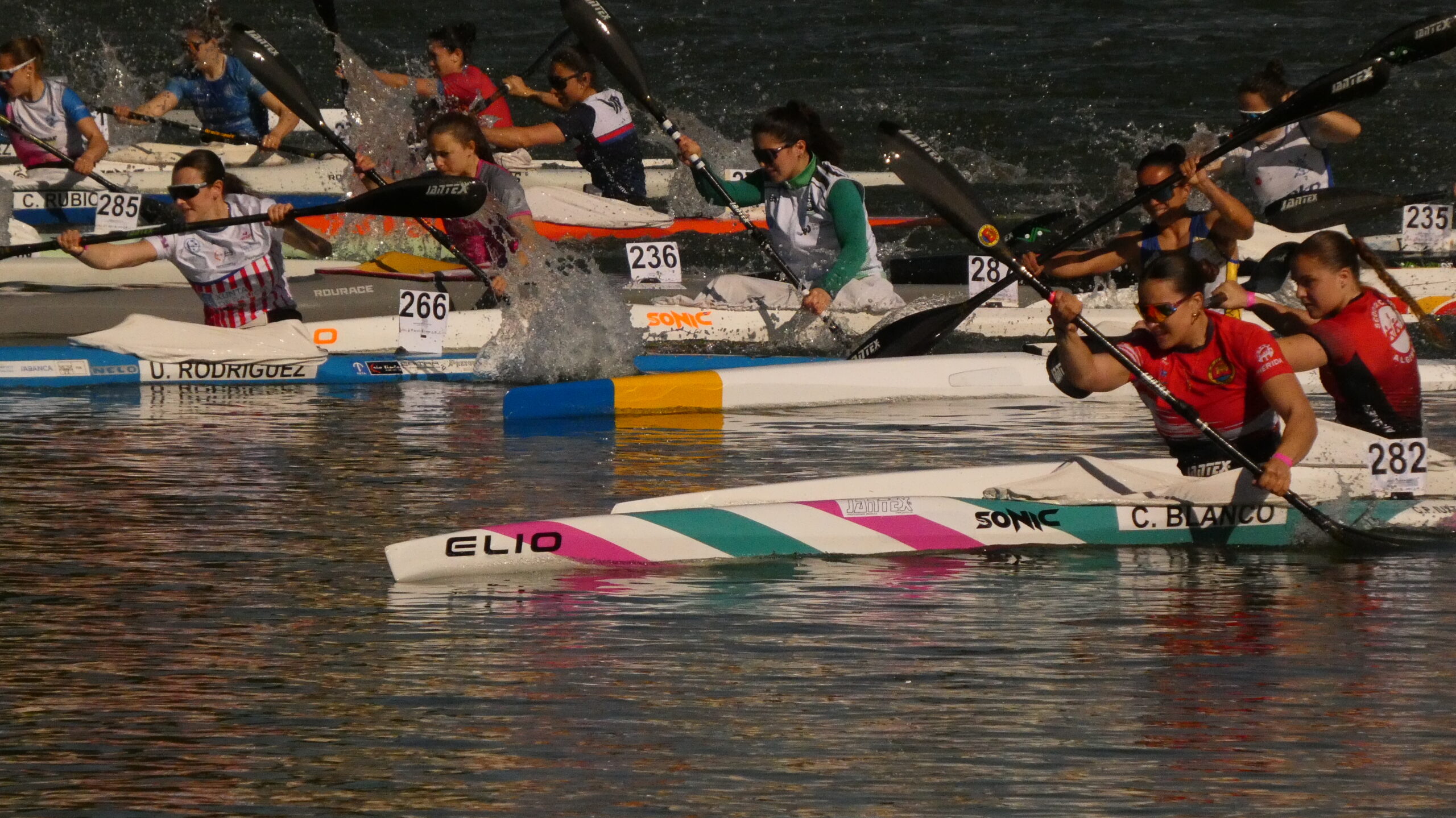 Éxito del piragüismo extremeño en Sevilla: seis medallas y un gran papel en las finales del LVI Campeonato de España de Invierno